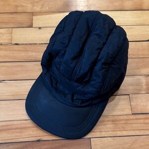 Lululemon puffer ball cap